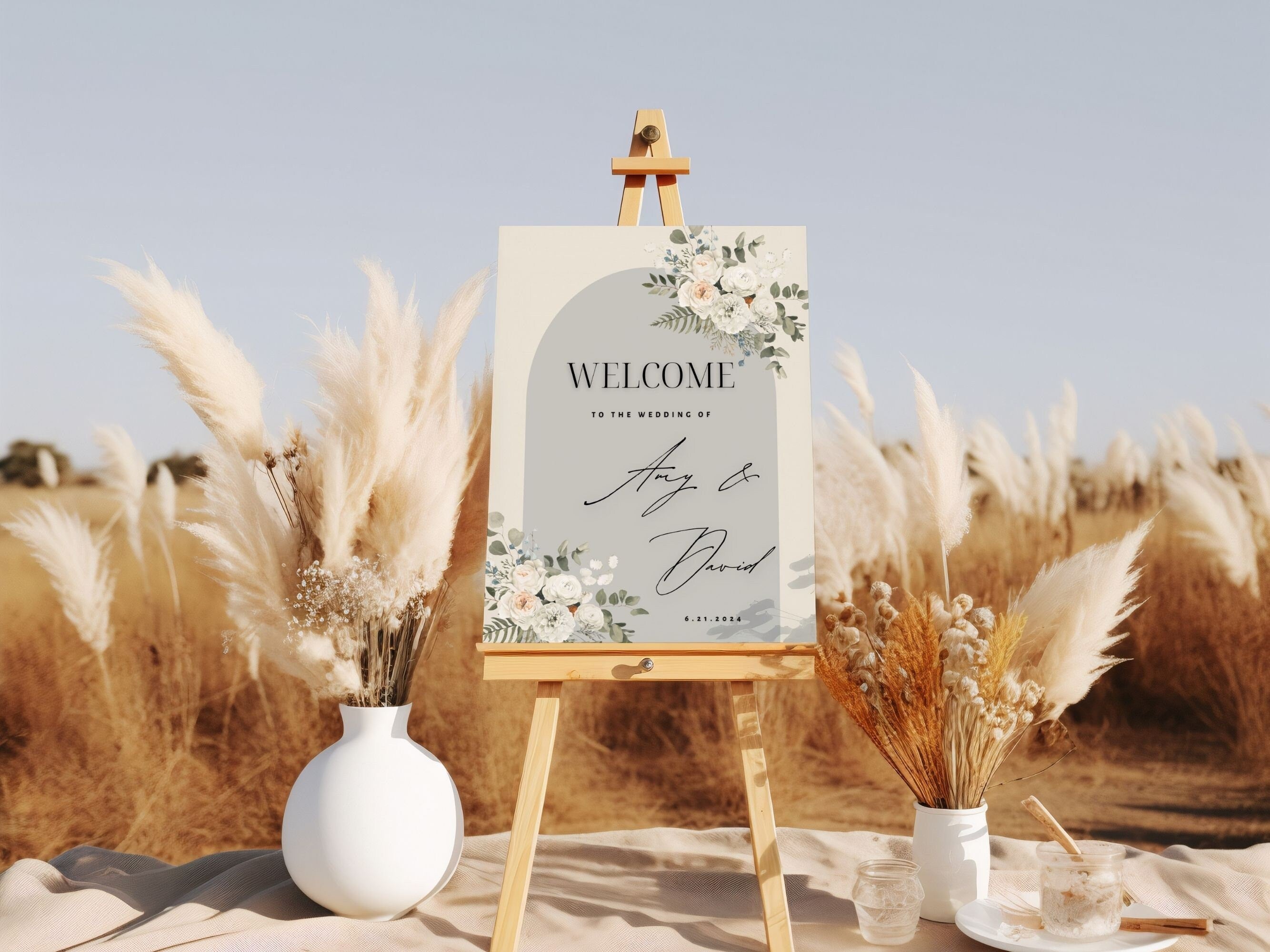 Wedding Sign with Name and Heart I Wedding Welcome Sign I outlet Welcome Sign Wedding I Boho Wedding Decoration